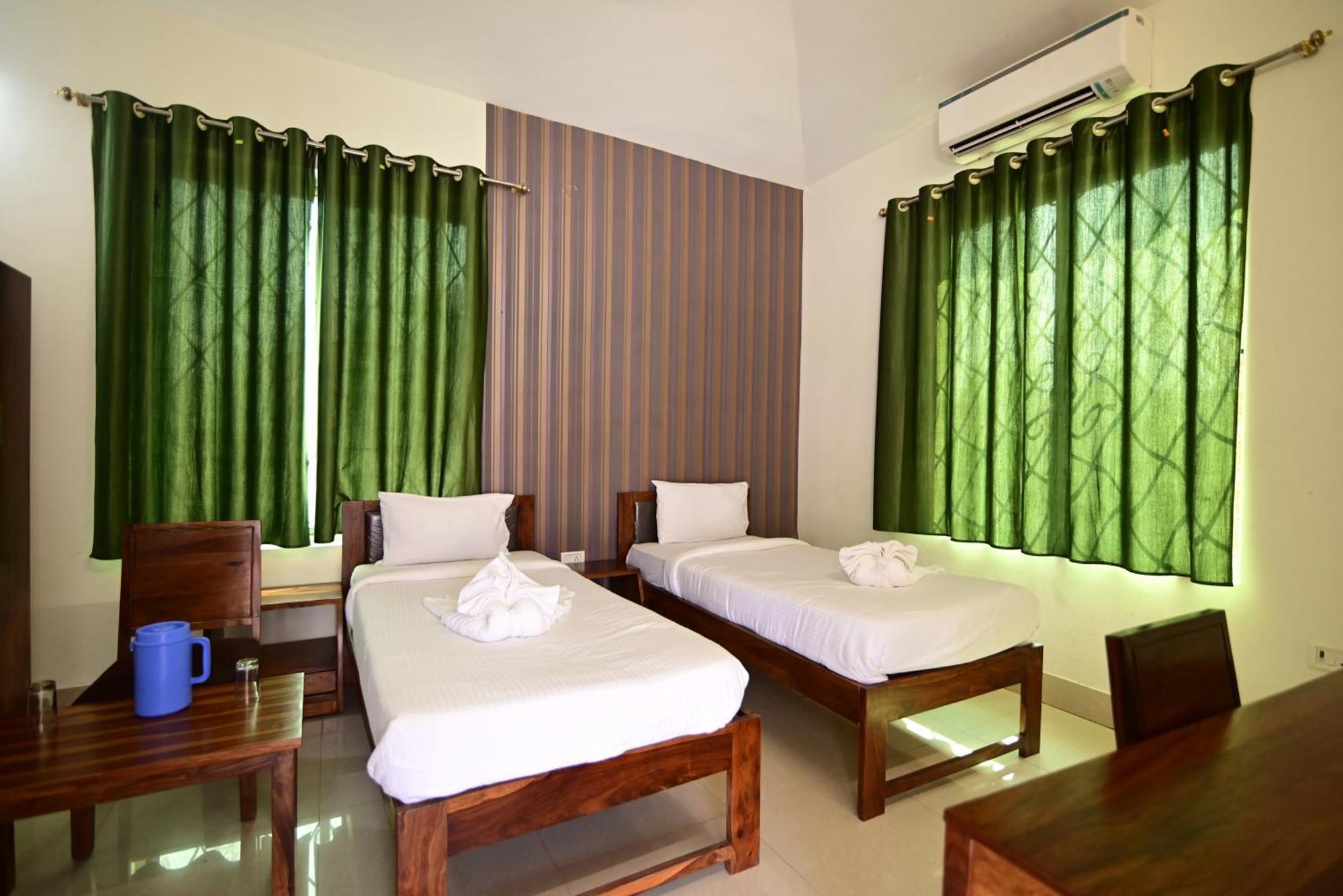 The Byke Niranjana Hotel คยา ภายนอก รูปภาพ